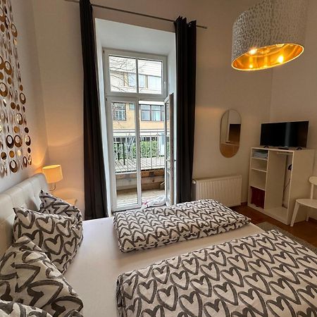 Apartment-Zimmer Kristall - Grosser Balkon Und Parkplatz Direkt Im Zentrum 巴德伊舍 外观 照片