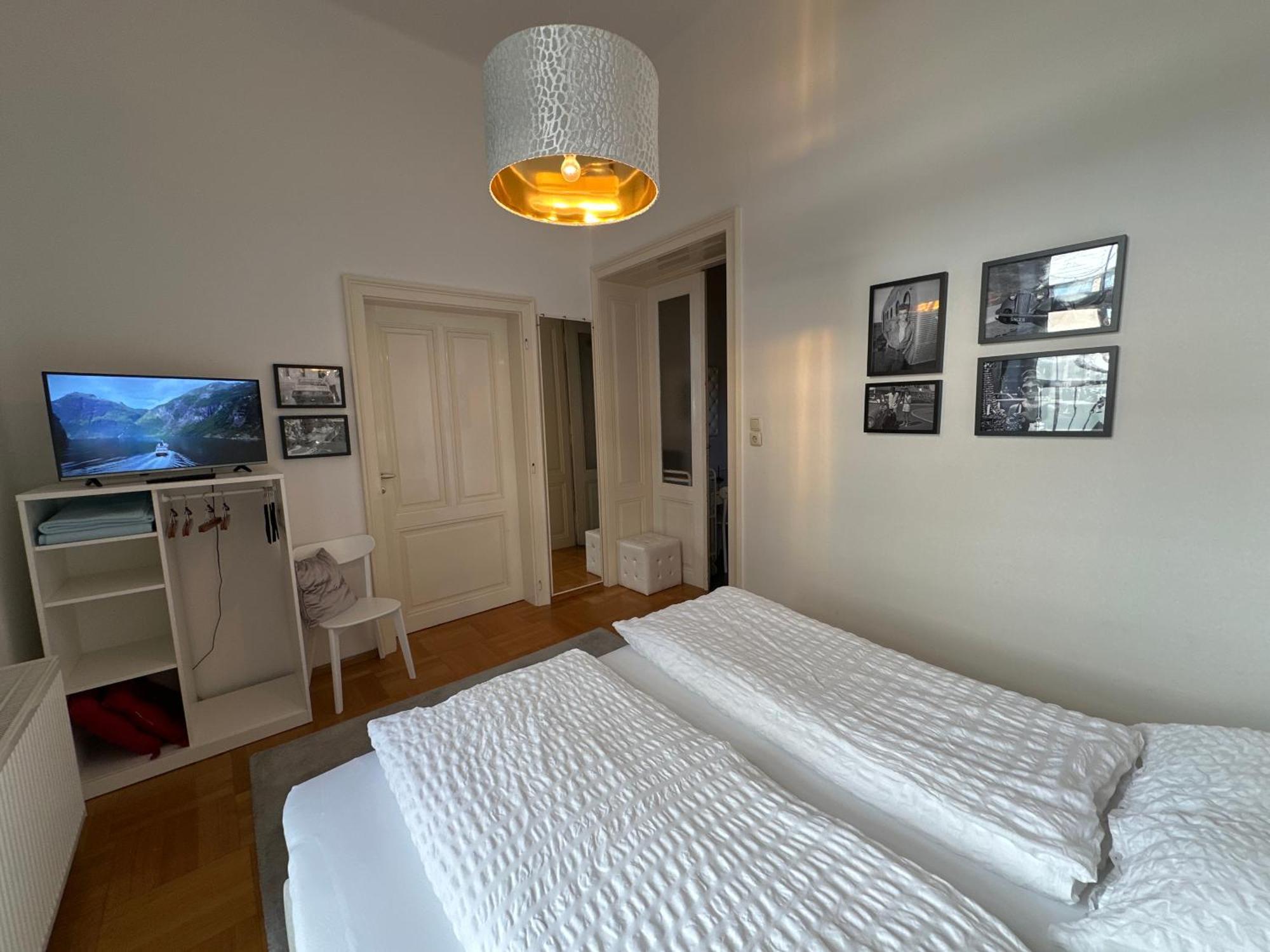 Kristall Doppelzimmer Direkt Im Zentrum, Balkon 巴德伊舍 外观 照片