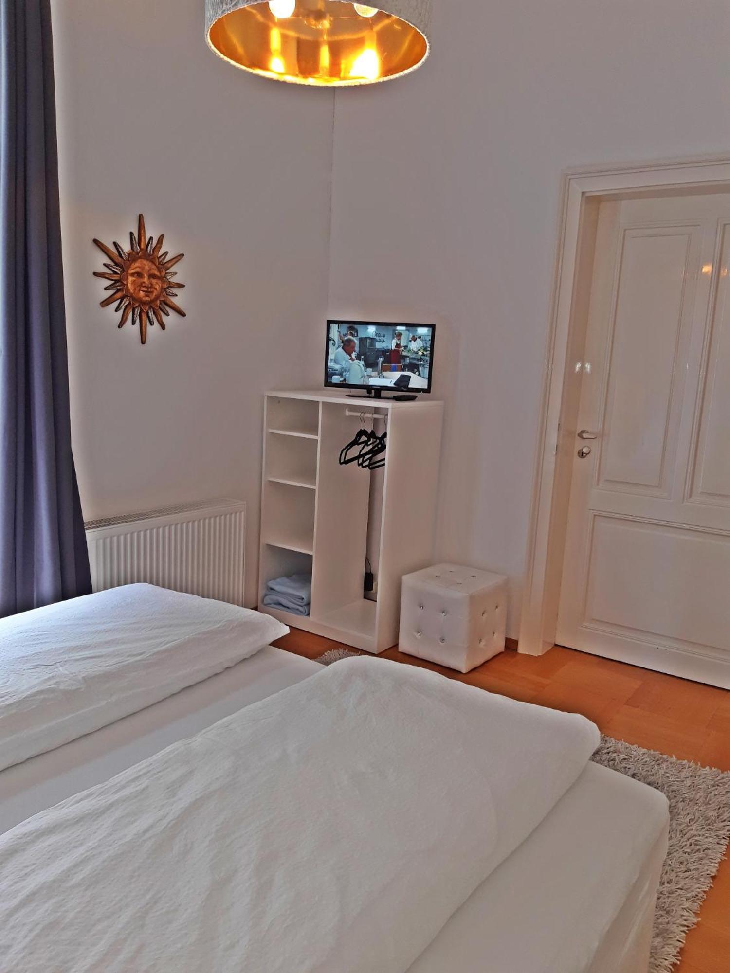 Kristall Doppelzimmer Direkt Im Zentrum, Balkon 巴德伊舍 外观 照片